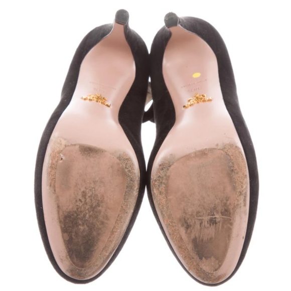 PRADA Suede Semi Pointed-Toe Pumps Size: 8.5 - Picture 5 of 5